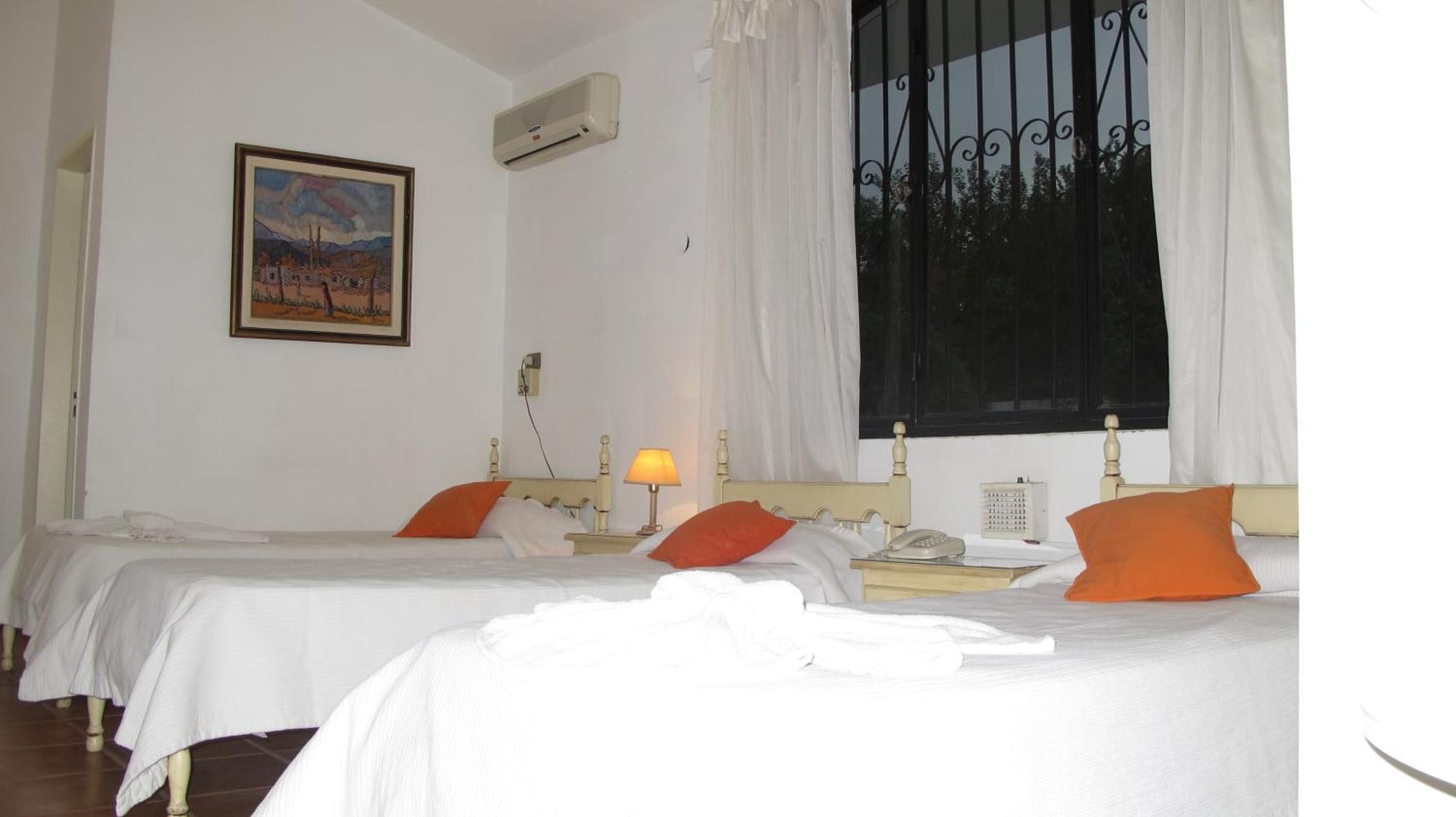 Portal De La Montana Hotell Villa Carlos Paz Rum bild